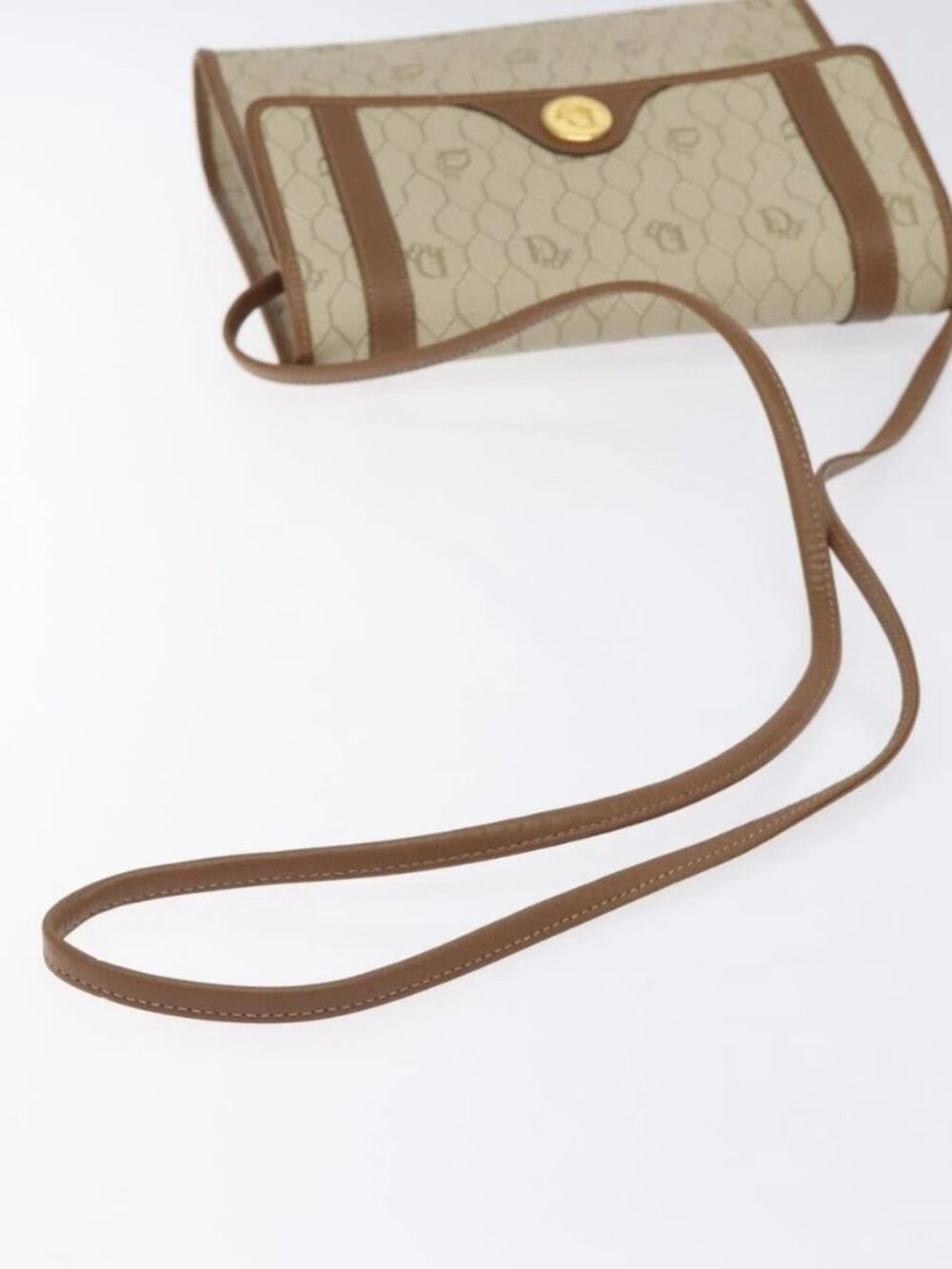 Christian Dior Honeycomb Canvas Shoulder Bag PVC Beige Gold Auth 125574 - Picture 8 of 16